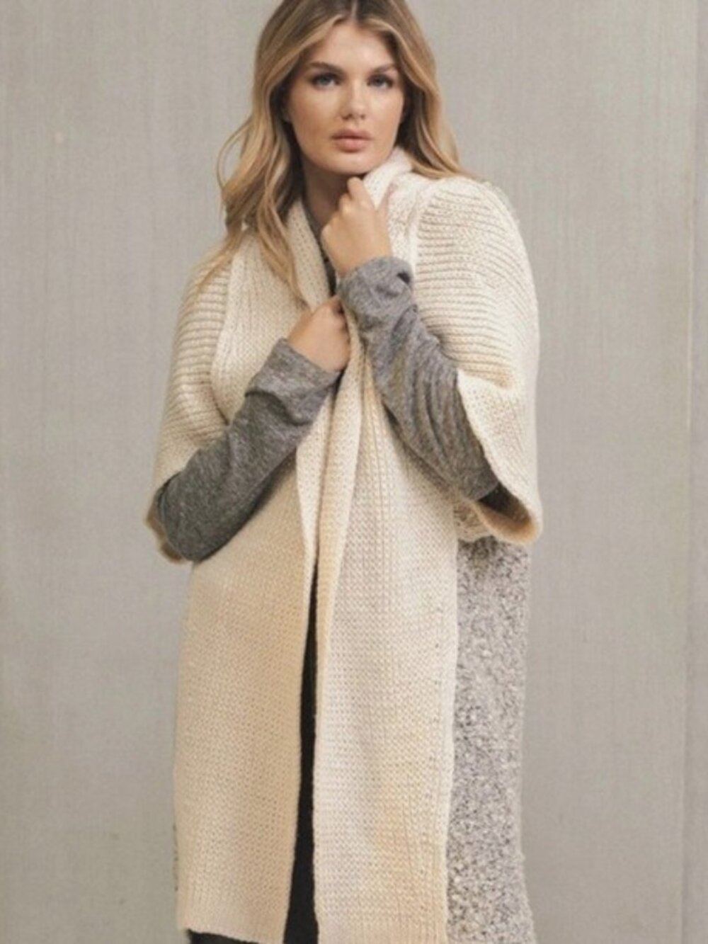 One Size Elan Cream Open-Front Short-Sleeve Knit Cardigan Gray Knit Back